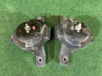Engine mounts пара SUBARU LEGACY OEM 41022AE100, 41022AE110 BEE BHE 2002 EZ30 AT