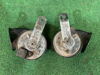 Buzinas Гудок SUBARU LEGACY OEM 86012AE070 86012AE060 BEE BE9 BE5 2002 EZ30 AT