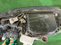 ไฟหน้า Ксенон SUBARU LEGACY OEM 84001AE300 84001AE310 BEE BE9 BE5 2002