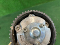 พูลเลย์เพลาลูกเบี้ยวไอดีซ้าย SUBARU EXIGA OEM 13322AA001 YA5 2010 EJ204 AT
