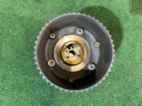 พูลเลย์เพลาลูกเบี้ยวไอดีขวา SUBARU EXIGA OEM 13320AA001 YA5 2010 EJ204 AT