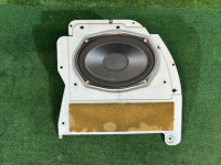 ลำโพงซับวูฟเฟอร์ Mcintosh SUBARU LANCASTER OEM 86301AE220 BH9 2003