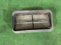 ช่องระบายอากาศตัวถัง 72651AE000 72651AE010 SUBARU LANCASTER