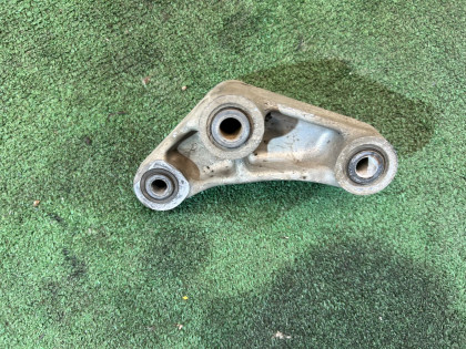 Brazo de suspensión delantero izquierdo HONDA GOLD OEM 52465MCA000 2002