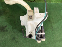 กระปุกน้ำฉีดกระจก SUBARU OUTBACK OEM 86631AJ020 86611AG220 86611AJ100 BRF 2010 EZ36 AT