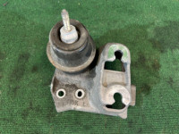 Engine mounts комплект SUBARU OUTBACK OEM 41032AJ060 41022AJ040 BRF 2010 EZ36 AT