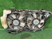 Radiador del motor SUBARU OUTBACK OEM 45119AJ050 45132AJ000 45121AJ010 45121AJ000 45131AJ000 45131AJ010 BRF 2010 EZ36 AT