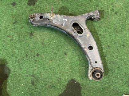 Right front control arm SUBARU OUTBACK OEM 20202AJ000 20204AJ010 BRF 2010 EZ36 AT