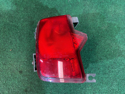 ไฟท้ายที่กันชนซ้าย 84551AJ010 SUBARU OUTBACK