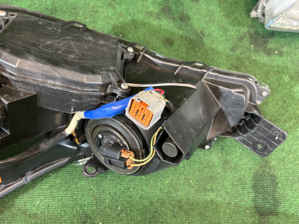 ไฟหน้า SUBARU OUTBACK OEM 84001AJ080 84001AJ090 BRF 2010
