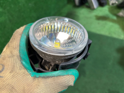 右雾灯 Koito 114-77828 SUBARU OUTBACK OEM 84501AG081 BRF 2010