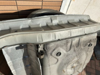 แอ่งวางยางอะไหล่ท้ายรถ SUBARU LANCASTER OEM 52122AE100 BH9 2000 BEIGE 8L5