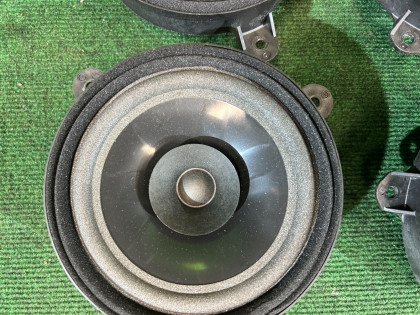 スピーカー SUBARU OUTBACK OEM 86301AJ000 86301AJ010 86301AJ020 BRF 2010
