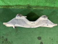 คานหลัง SUBARU LEGACY OEM 20151AC050 BG5 1998 EJ20D MT5