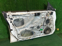 左フロントドア SUBARU LEGACY OEM 61100AC011 61100AC031 BG5 1998 White 51E