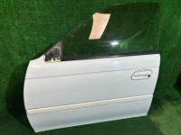 左フロントドア SUBARU LEGACY OEM 61100AC011 61100AC031 BG5 1998 White 51E