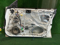 右前门 SUBARU LEGACY OEM 61100AC001 61100AC021 BG5 1998 White 51E