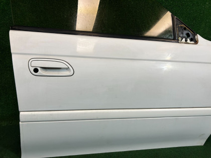右前门 SUBARU LEGACY OEM 61100AC001 61100AC021 BG5 1998 White 51E