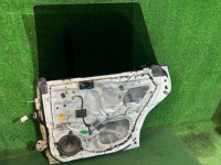 Дверь задняя правая SUBARU LEGACY OEM 61400AC300 61400AC320 BG5 1998 White 51E