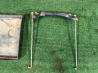 ขายึดแบตเตอรี่ SUBARU LEGACY OEM 82182AA040 82161AA040 82122AA010 BG5 1998