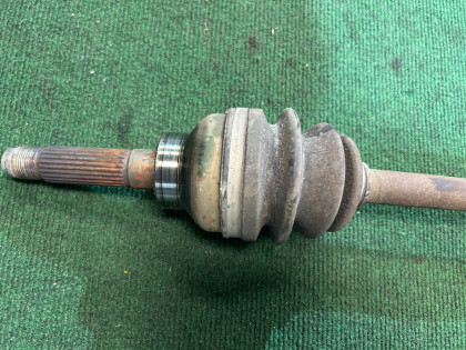 Semieixo traseiro SUBARU LEGACY OEM 28021AC121 28021AC111 BG5 1998 EJ20D MT5
