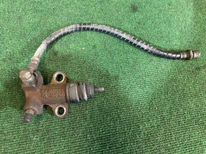 Clutch slave cylinder SUBARU LEGACY OEM 30620AA041 30620AA042 BG5 1998 EJ20D MT5