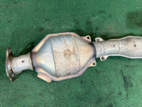Centre exhaust section SUBARU LEGACY OEM 44200AC030 BG5 1998 EJ20D MT5