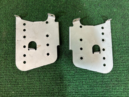 ขายึดเครื่องเสียง 66132AC010 66132AC000 SUBARU LEGACY