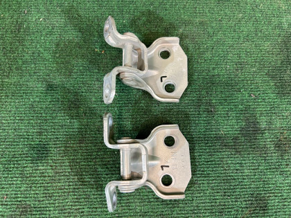 บานพับประตูหน้าซ้าย 60079AG000 60079AG010 SUBARU OUTBACK