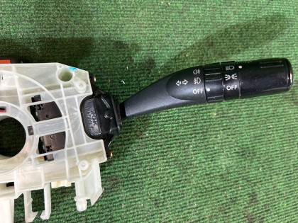 Comutador da coluna de direção гитара SUBARU LEGACY OEM 83111AG090 BLE BPE BP5 BL5 BL9 BP9 2003 EZ30
