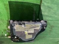 Puerta trasera derecha SUBARU LEGACY OEM 60409AG0009P BLE 2003 BLACK 32J