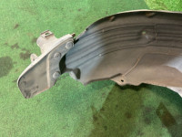 Guarda-pó traseiro esquerdo SUBARU LEGACY OEM 59122AG010 BLE BPE BP5 BL5 2003 BLACK 32J