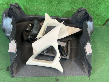 แผงบุห้องเก็บของท้าย 94511AG030 94511AG040 94514AG000 94511AG050 SUBARU LEGACY