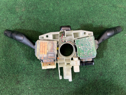 Блок подрулевых переключателей гитара SUBARU LEGACY OEM 83161AG350 BL9 BL5 BLE 2008 EJ253 AT