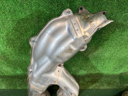 แคทาลิติก выпускной коллектор SUBARU LEGACY OEM 44620AA740 44620AB720 BL9 BL5 BLE 2008 EJ253 AT