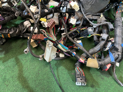 ชุดสายไฟ вся под СВАП с кнопкой старт SUBARU LEGACY OEM 22611AN360 BL9 BL5 BLE 2008 EJ253 AT