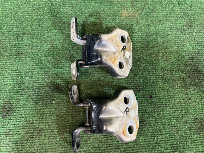 Петли двери передней правой SUBARU LEGACY OEM 60070AG0009P 60070AG0109P BL9 BL5 BLE 2008 BLUE C8P