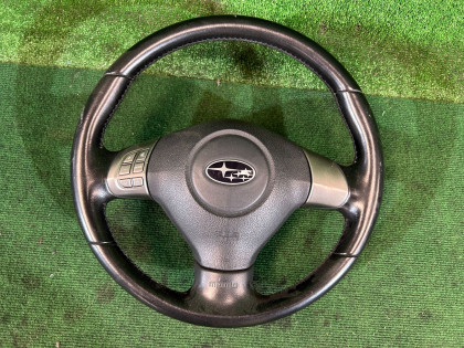 พวงมาลัย Momo 34311AG390JC SUBARU LEGACY