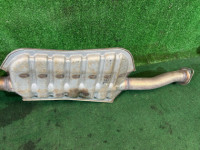 ท่อไอเสียท่อนกลาง SUBARU LEGACY OEM 44200AG170 BL9 BL5 BLE 2008 EJ253 AT