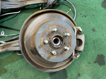 Bujes traseros SUBARU LEGACY OEM 28473AG001 26700AG001 26692AG061 26692AG071 BL9 BL5 BLE 2008 EJ253 AT