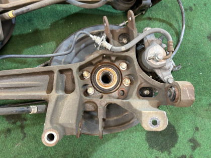 Bujes traseros SUBARU LEGACY OEM 28473AG001 26700AG001 26692AG061 26692AG071 BL9 BL5 BLE 2008 EJ253 AT