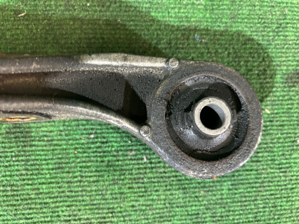 デフマウント аллюминиевая SUBARU LEGACY OEM 41310AG010 BL5 BP5 BLE BL9 BP9 BPE 2004 EJ20Y MT5