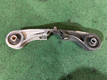 デフマウント аллюминиевая SUBARU LEGACY OEM 41310AG010 BL5 BP5 BLE BL9 BP9 BPE 2004 EJ20Y MT5