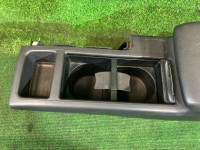Porta-luvas e apoio de braço SUBARU LEGACY OEM 92111AG000JC BL5 BP5 BLE BL9 BP9 BPE 2004 BLUE 35J