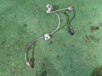 เซ็นเซอร์ ABS หน้าซ้าย 27540AG010 SUBARU LEGACY
