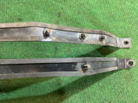 สายรัดถังน้ำมัน SUBARU LEGACY OEM 42017AG010 42017AG000 BL5 BP5 BLE BL9 BP9 BPE 2004 EJ20Y MT5