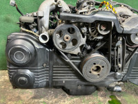 Двигатель 2 модель SUBARU LANCASTER OEM 10100BF970 BH9 2002 EJ254 AT