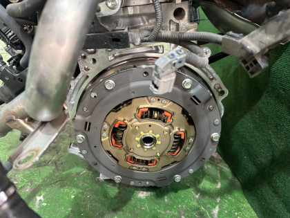 发动机 2ZRFXE TOYOTA PRIUS OEM 19000-37470 19000-37472 ZVW30 2013 2ZRFXE AT