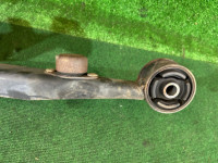 ยางแท่นเฟืองท้าย SUBARU FORESTER OEM 41310FC000 SF5 1998 EJ205 AT