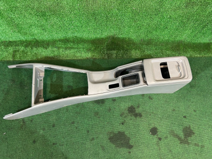 グローブボックス・アームレスト SUBARU FORESTER OEM 92060FC040ND SF5 1998 SILVER 792